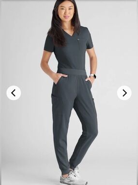 Easy stretch V-Neck Scrub Top & Jogger Set - pewter gray